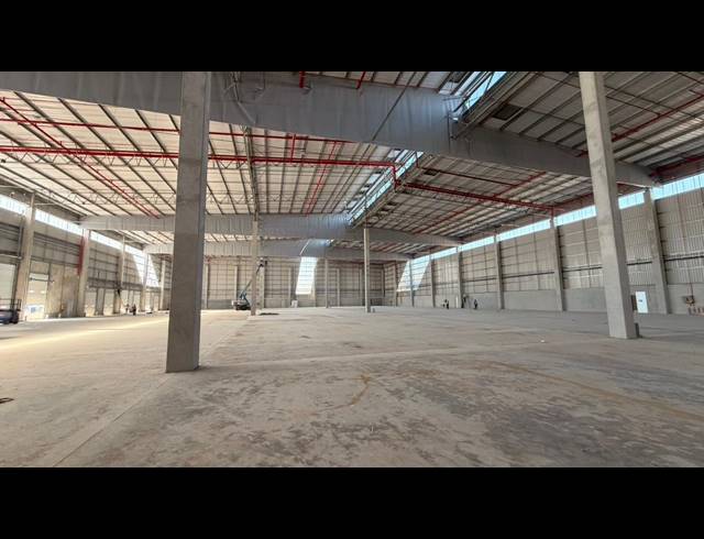 13,000M² WAREHOUSE TO LET IN LOUWLARDIA